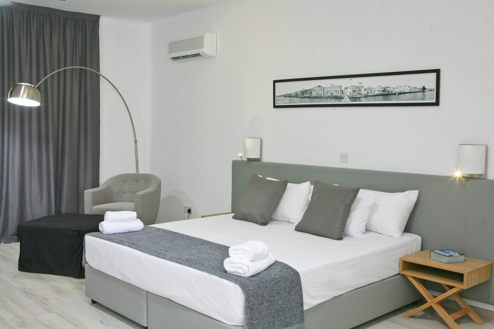 Corina Suites And Apartments ليماسول المظهر الخارجي الصورة